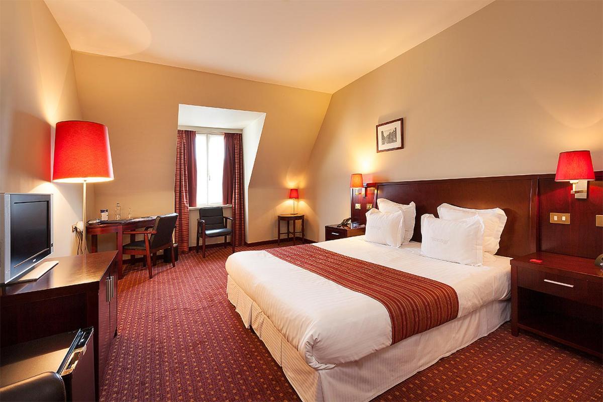 Hotel Restaurant Weinebrugge 4*